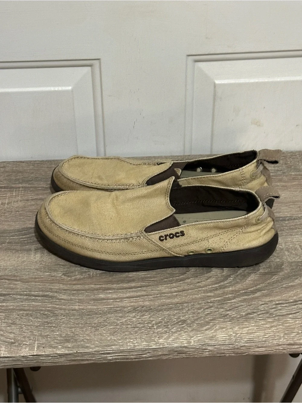 Crocs Santa Cruz Loafers Mens Size 10‎ Khaki Tan Canvas Slip On Shoes 11270